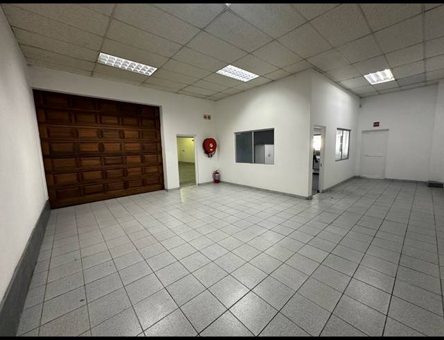 571M² WORKSHOP TO LET IN PAARDEN EILAND
